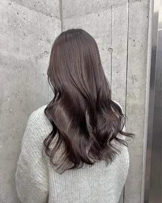 ロング カラー まとまるレイヤー カット/透明感カラーのヘアスタイル