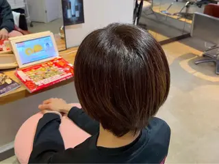 ショート カラー 松本 ひなたのヘアスタイル
