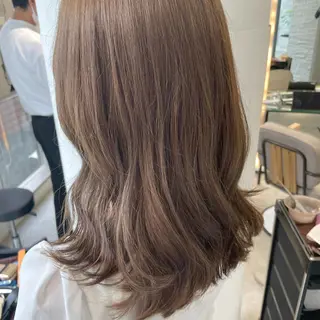 ミディアム カラー 透明感カラー/ レイヤー　YUKAのヘアスタイル