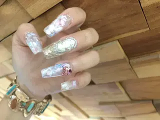 ネイル Blowe ニュアンスのネイルデザイン