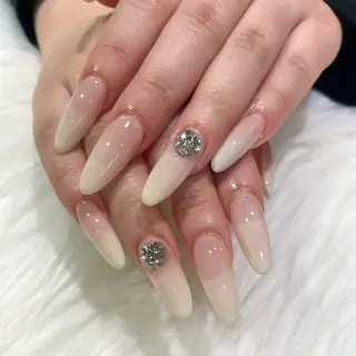 ネイル Anurea HARUKA🌸のネイルデザイン