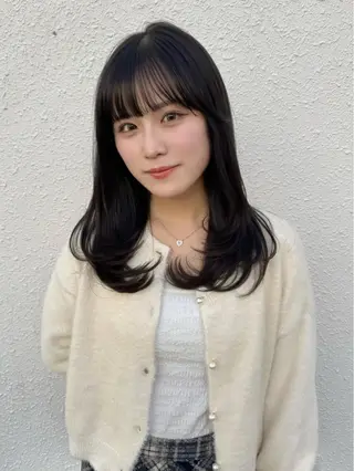 セミロング haruna🐈🎀 / Lita 4Fのヘアスタイル
