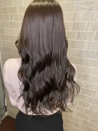 ロング 齋藤 樹里のヘアスタイル