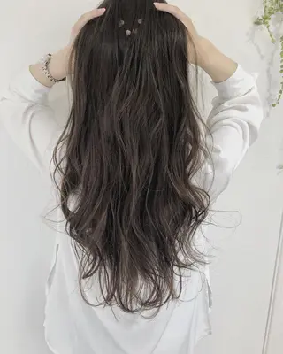 ロング 夜23時まで予約🉑 reverieあきらのヘアスタイル