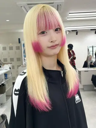 ロング カラー 🎀ハイトーン🎀 ♡Kanon♡のヘアスタイル