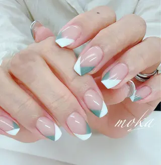 ネイル 胡蝶蘭レディースサロ ンNailMOKAのネイルデザイン