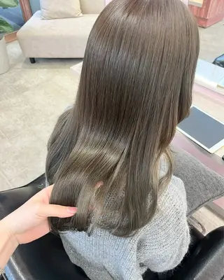 カラー nanami 【MATTY】のヘアスタイル