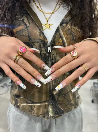 ネイル yuria 🎀海外ネイル🌺のネイルデザイン