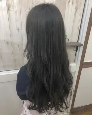 ロング Loob.TOKYO MIYA🌈のヘアスタイル