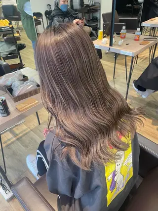 ロング 前田 菜奈子のヘアスタイル