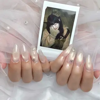 ネイル Akiho🍒 堺筋本町/心斎橋のネイルデザイン