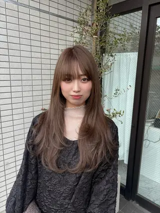 セミロング ))ブリーチ特化(( 渡邉 怜のヘアスタイル