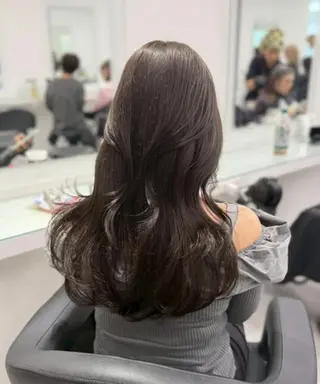 カラー 札幌/カラーモデル 🥣トレンドカラーのヘアスタイル