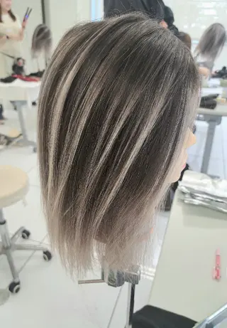 カラー MIYU/透明感 渋谷/ベージュカラーのヘアスタイル