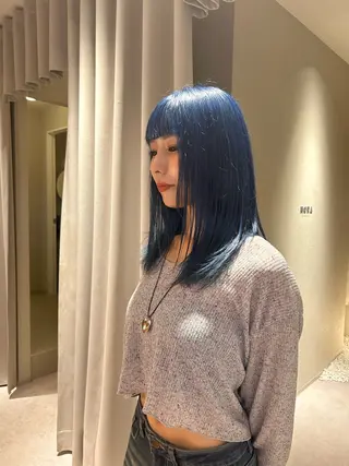 カラー 岡本 琉唯のヘアスタイル
