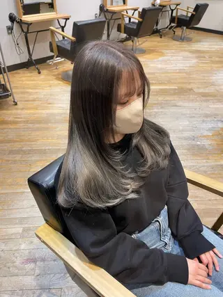 ロング カラー 佐藤 海璃のヘアスタイル