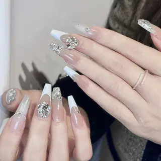 ネイル エリ🫧 nail池袋東口のネイルデザイン