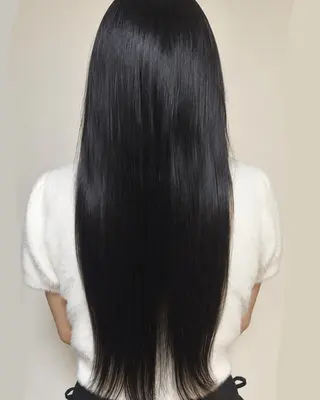 ロング 三田 百花のヘアスタイル