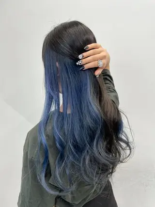 セミロング カラー ヘアアレンジ 🦄インナーカラー 🦄貫井彩花のヘアスタイル