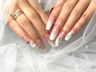 ネイル Nail Eyelash yのネイルデザイン