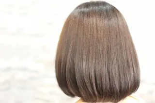 ショート 大通り1番出口1分 髪質改善ヴィソップのヘアスタイル