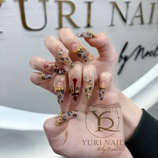 ネイル YURI Nail NARITAのネイルデザイン