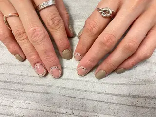 ネイル mogunail &blowのネイルデザイン