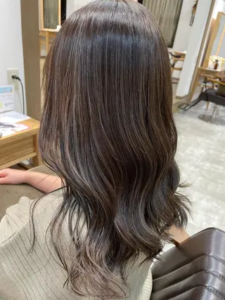 ミディアム LICO 木村真知子のヘアスタイル