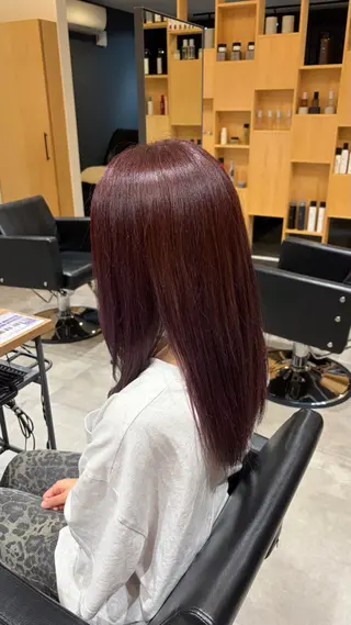 ロング 安達 雪乃のヘアスタイル