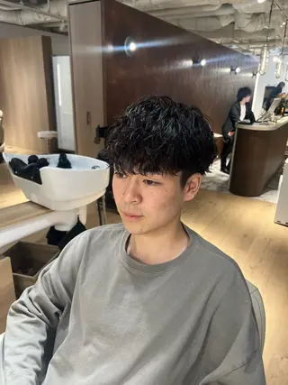 ショート パーマ メンズ 梅田茶屋町メンズ 専門美容師 山元一平のヘアスタイル