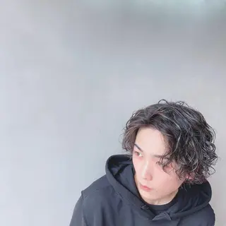 ショート カラー パーマ ヘアアレンジ メンズ 🤍透明感カラー🤍 Ryujiのヘアスタイル