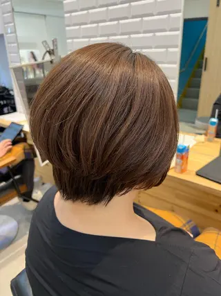 ショート MATSU 🌟個性派カラーのヘアスタイル