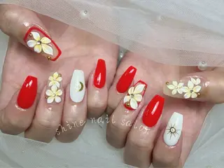 ネイル shineジェル& チップ長さだしのネイルデザイン