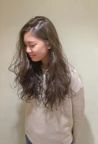 ロング カラー 韓国風・ブリーチなし ・あり後藤 一斗店長のヘアスタイル
