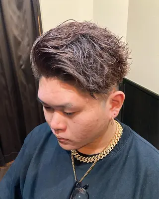 ミディアム パーマ メンズ 🌈予約の98%パ ーマ⭕️🌈福本のヘアスタイル