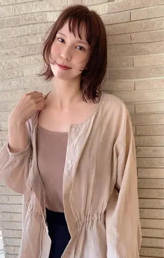 ミディアム カラー grand juteのヘアスタイル