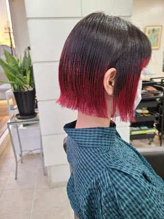 ショート カラー 🎗️髪質改善・美髪 艶髪🥇小西邦生のヘアスタイル