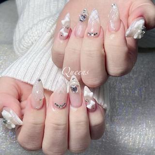 ネイル Queens テイのネイルデザイン