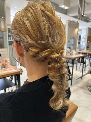 ミディアム Acchon/心斎橋 💚ダブルカラーのヘアスタイル