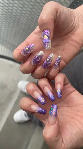 セミロング Aly .のネイルデザイン