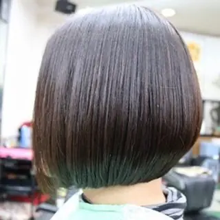 ショート カラー損傷毛縮毛矯正 ツイストスパ佐藤昭利のヘアスタイル