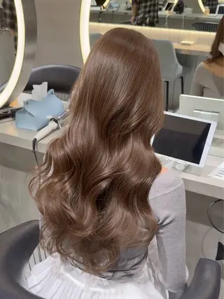 ロング カラー ユナ hearts.店長のヘアスタイル