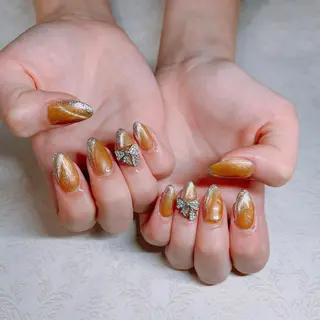 ネイル UNELMA _ERIKAのネイルデザイン
