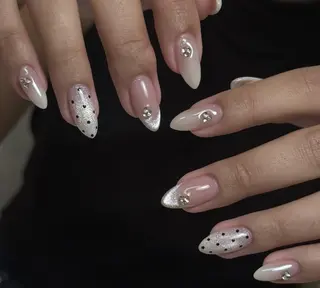 ネイル Pure&Rich Nailのネイルデザイン