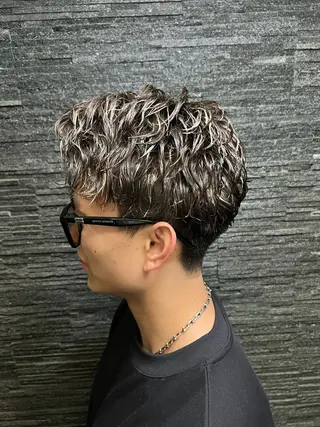 ミディアム ✨メンズカット 無料‼️✨土尾快斗のヘアスタイル