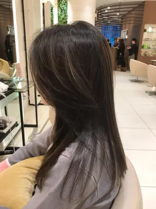 ロング カラー 田中 真衣のヘアスタイル