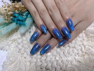 ショート カラー ネイル Le’a NailSalonのネイルデザイン
