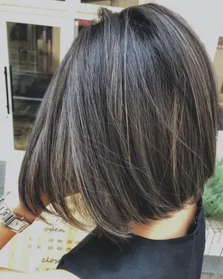 カラー 橋本 敬介のヘアスタイル