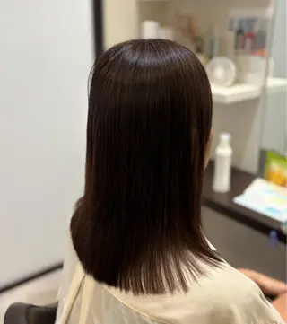 セミロング 山下ちひろ/髪質改善 /メンズ/縮毛矯正のヘアスタイル