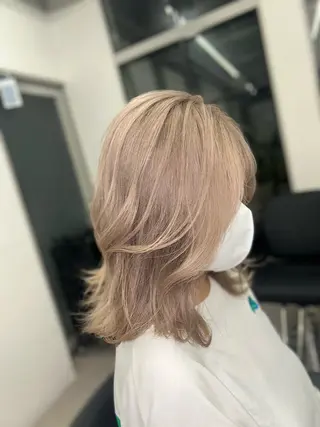 ミディアム 似合わせカット/ ブリーチ/店長レンのヘアスタイル